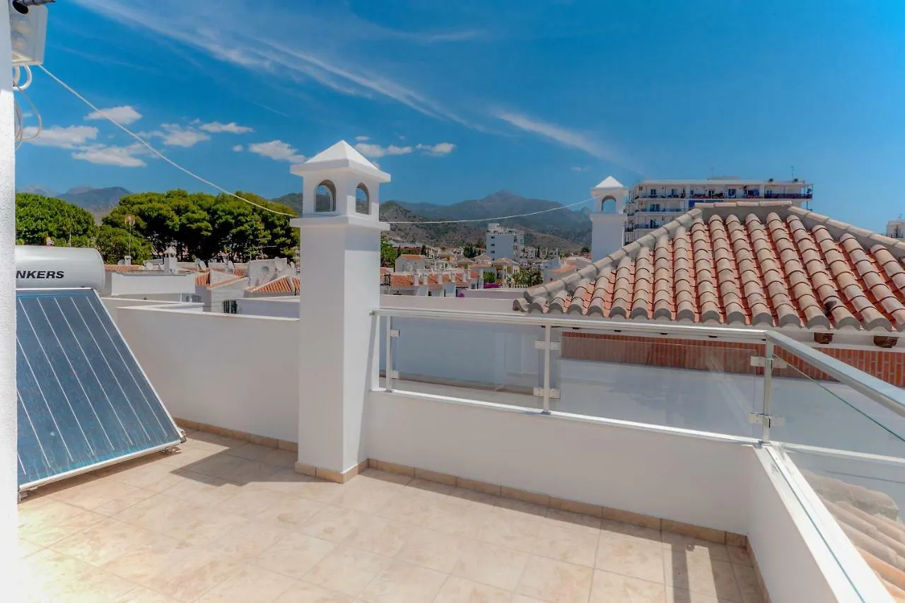 Nerja Paradise Rentals - Villa Daisy